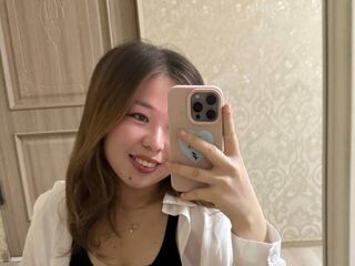 camgirl masturbating with sex toy ManuelaSturgis