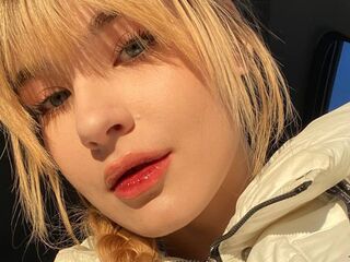 fingering webcamgirl MarianaMeola