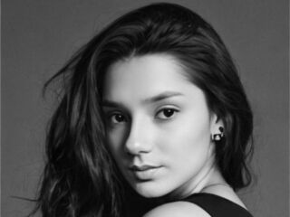 adult hardcore cam MaybelleMenjes