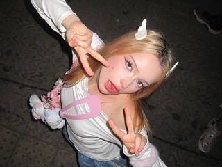 nude cam girl pic MerrileeBurg