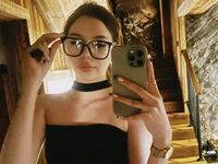 nude webcamgirl pic MiaForester