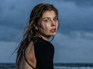 cyber sex cams MilaOlivers