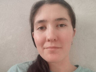 naked girl with webcam masturbating with dildo MildaParillo