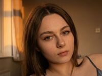 live striptease MireyaElowen