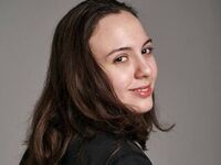 hot cam whore MonaStout