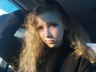 camgirl fingering bald pussy NancyLindemann