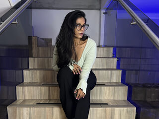 chat room live show OliviaLezama