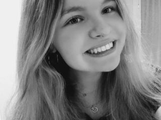 cam slut photo OneidaWinnike