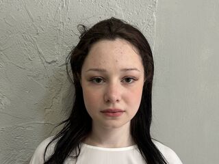 naked cam girl SallyMilton