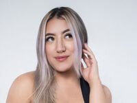 hot cam girl fingering shaved pussy SamanthaSain