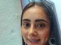 camgirl shaving pussy ScarlettMiller