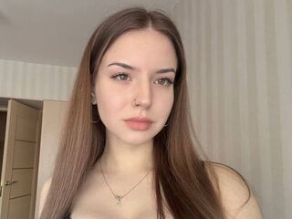 cam girl chatroom SenaidaRowson