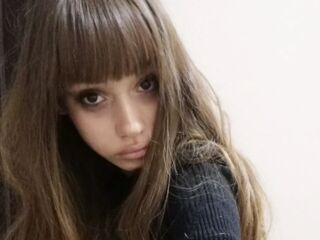camgirl masturbating SherDonko