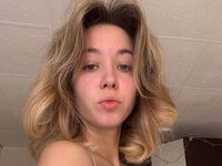 camslut spreading pussy SilvaShintaku