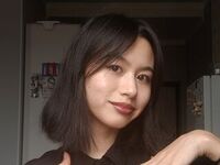 masturbating cam girl SofieVogel