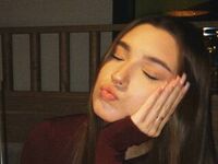 naked cam girl masturbating with vibrator TammyRintharamy