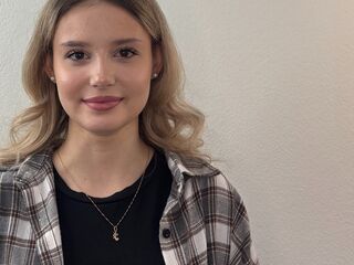 nude webcam girl TanyaPanah