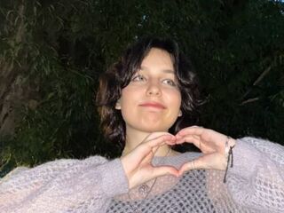 naked webcamgirl video TulaStaines