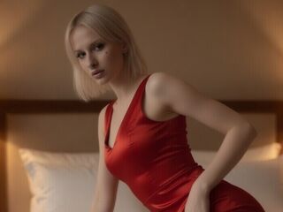 camgirl masturbating with sextoy WildaDorney