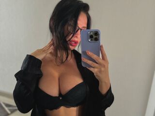 shaved pussy cam YannaDim