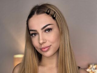 naked webcam girl photo ZaraPlaya