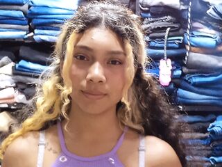 camgirl chat room ZoeFletcher
