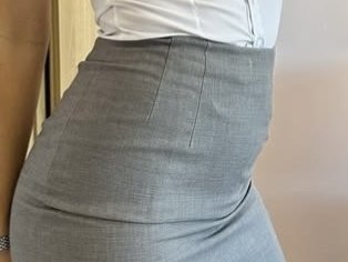 Elly49